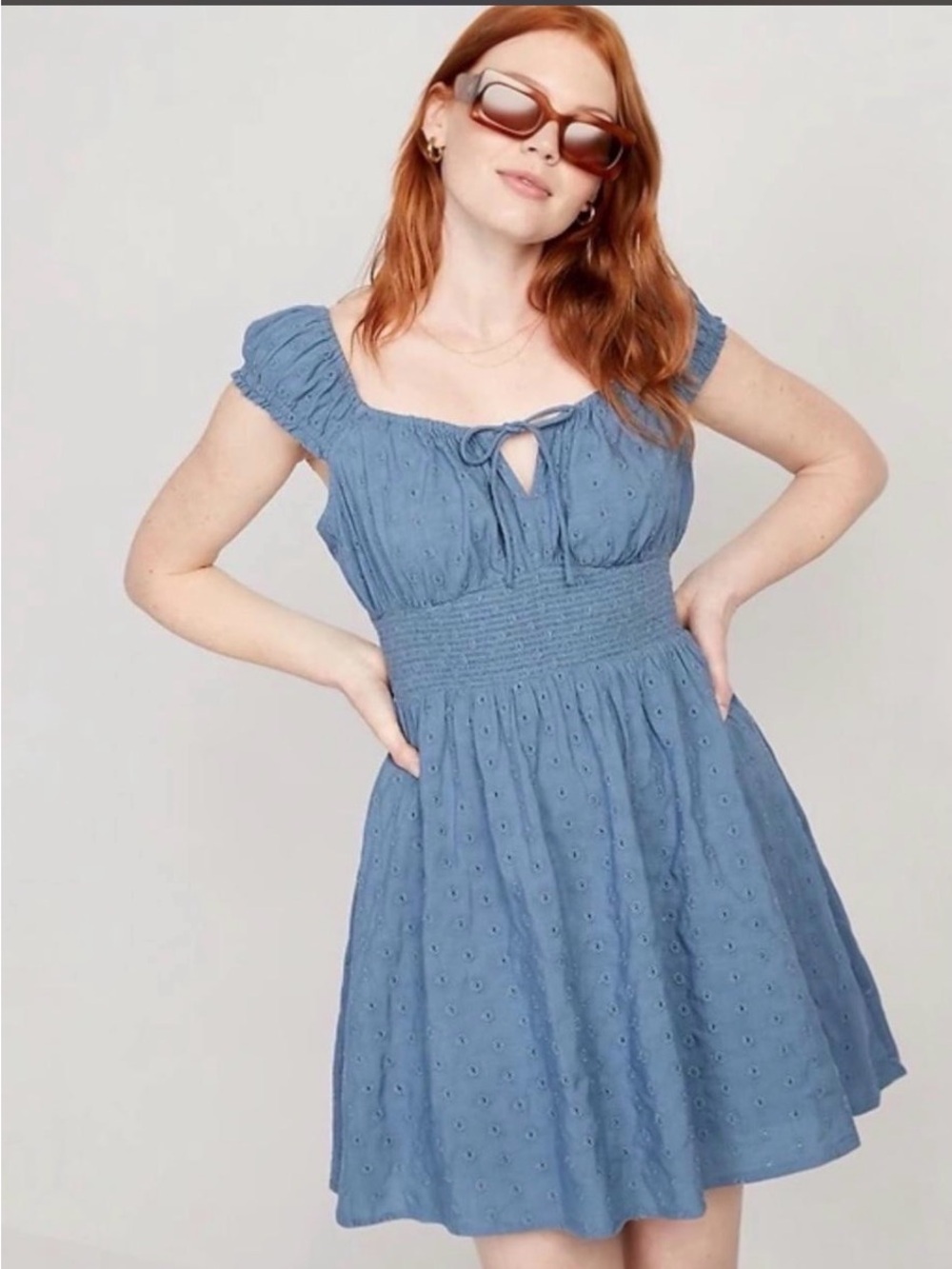 Waist-Defined Smocked Mini Dress - coquette chambray -small